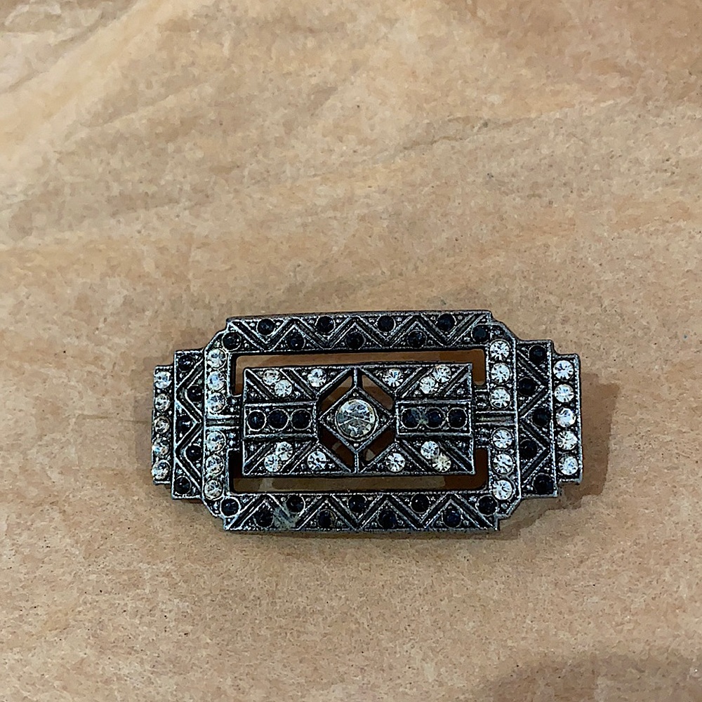 Brooch